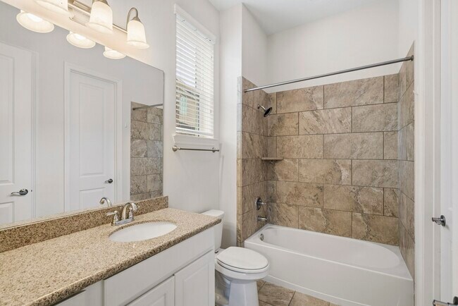 Building Photo - 28211 Hidden Brook Ln
