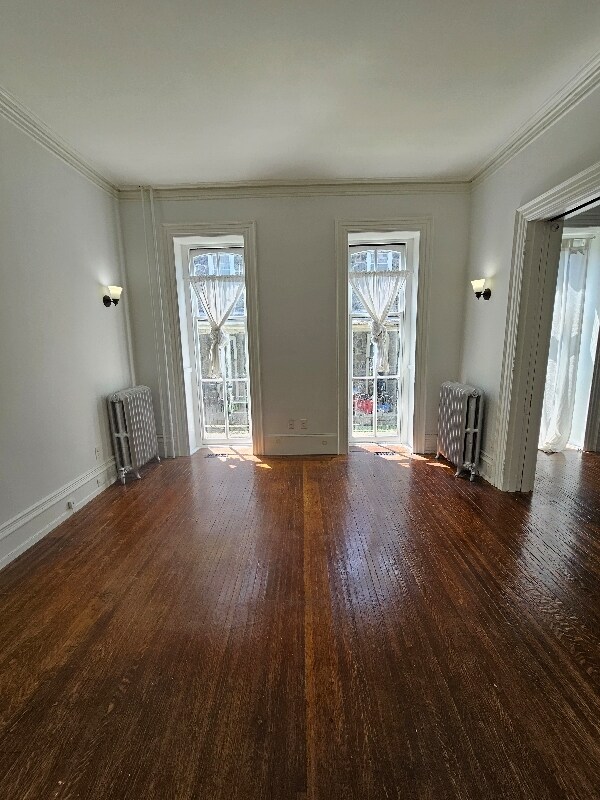 Building Photo - 142 Sumac St