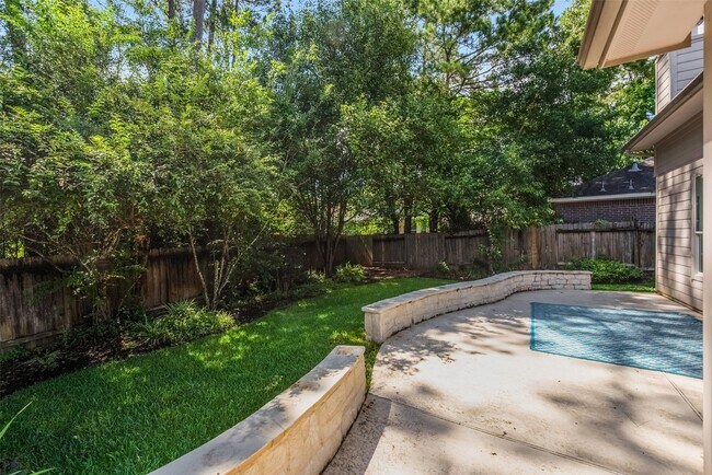 Building Photo - 7 Ebony Oaks Pl
