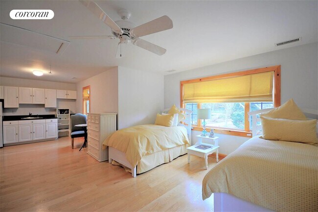 Building Photo - 120 Wooleys Dr