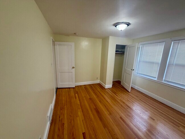 Building Photo - 84 Chittick Rd