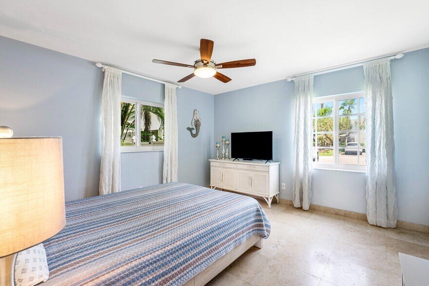 Building Photo - 1030 Langer Way