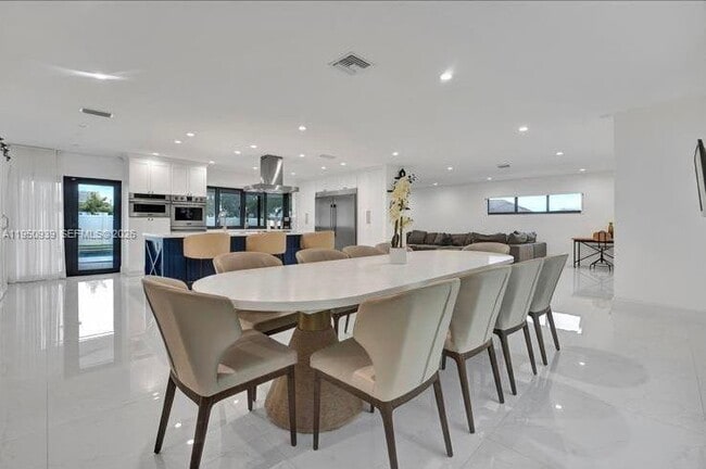 Building Photo - 5140 N 37th St