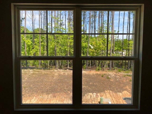 Building Photo - 425 Hazy Hls Ln