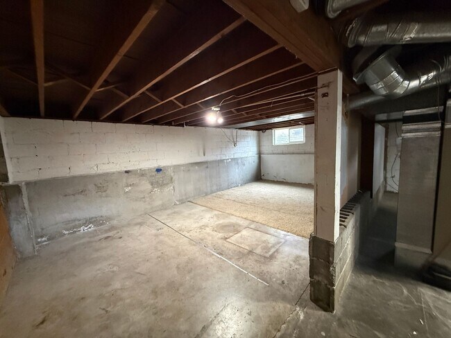 Building Photo - 1115lo