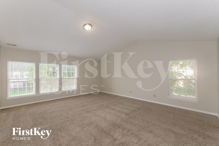 Building Photo - 12684 Majestic Way
