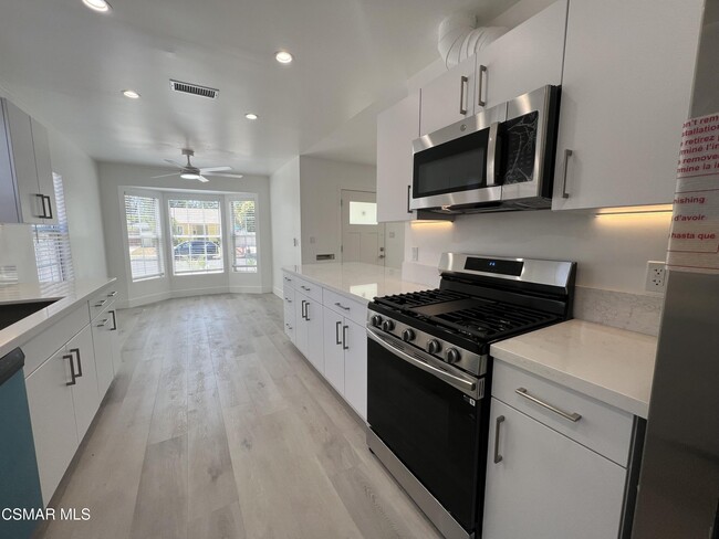 Building Photo - 4934 Enfield Ave