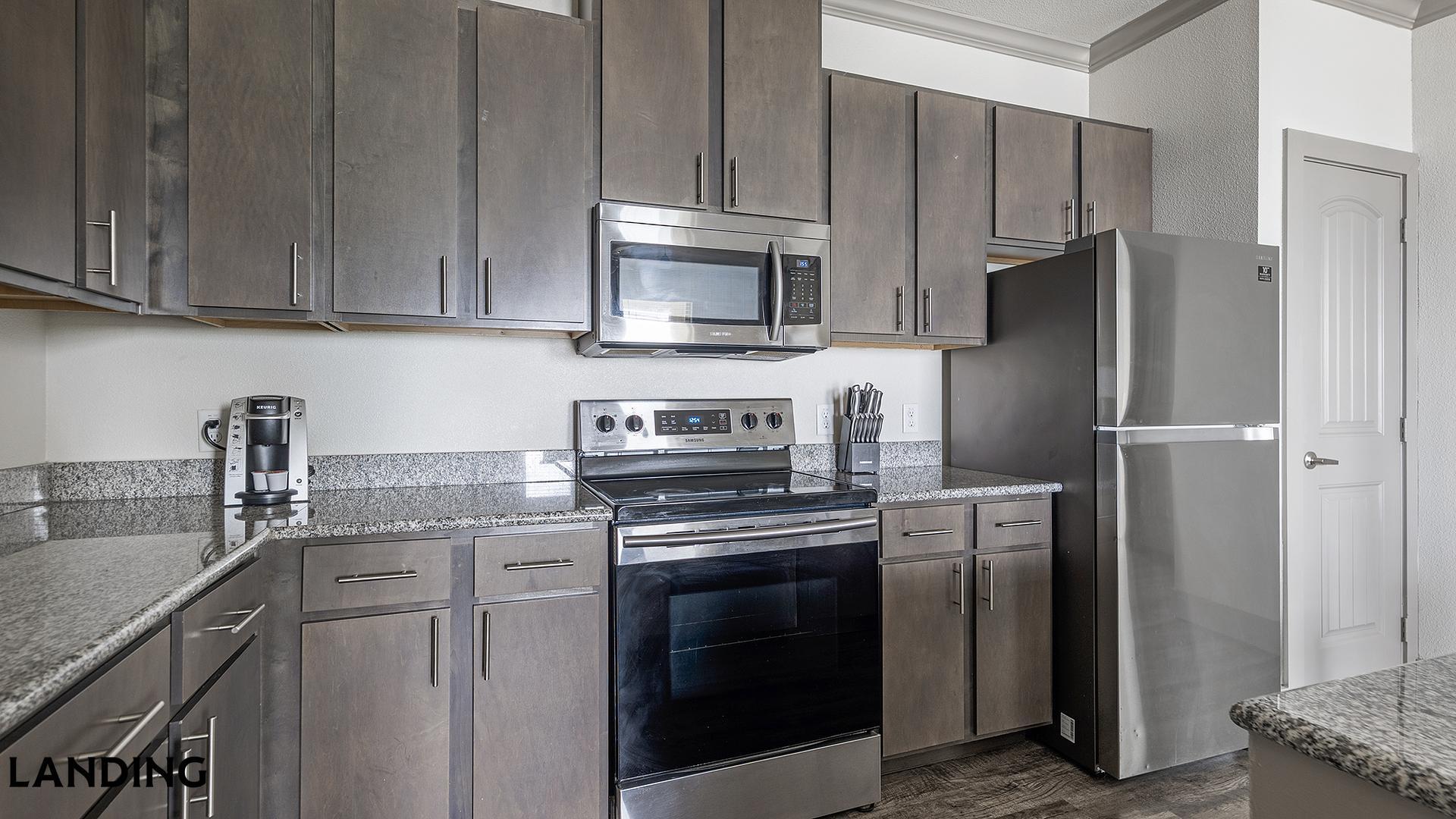 Building Photo - 12500 Shadowglen Trce