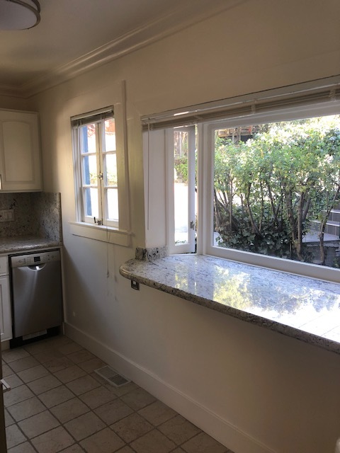 Kitchen natural light - 18 Panoramic Way