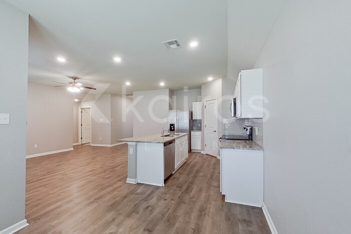 Building Photo - 200 Yardley Ct