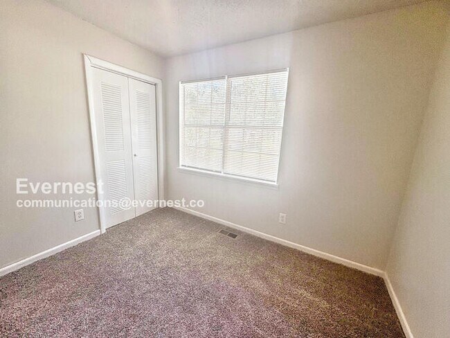Building Photo - 6546 Telia Dr