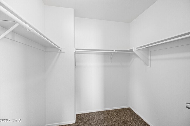 Building Photo - 210 E Jasper Ct