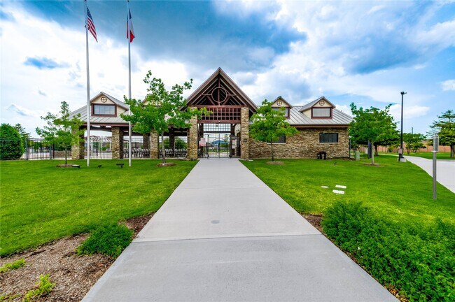 Building Photo - 5435 Baronet Dr