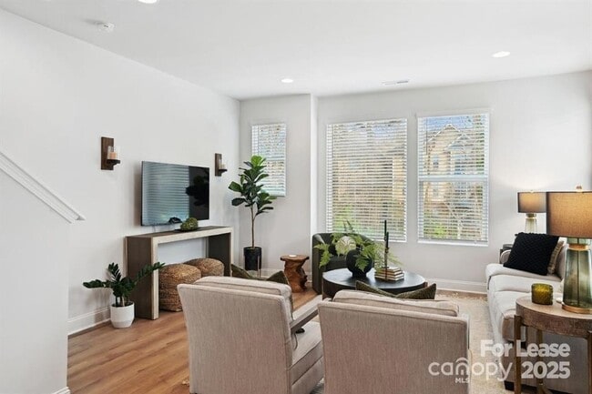 Building Photo - 6134 Wilora Lake Rd