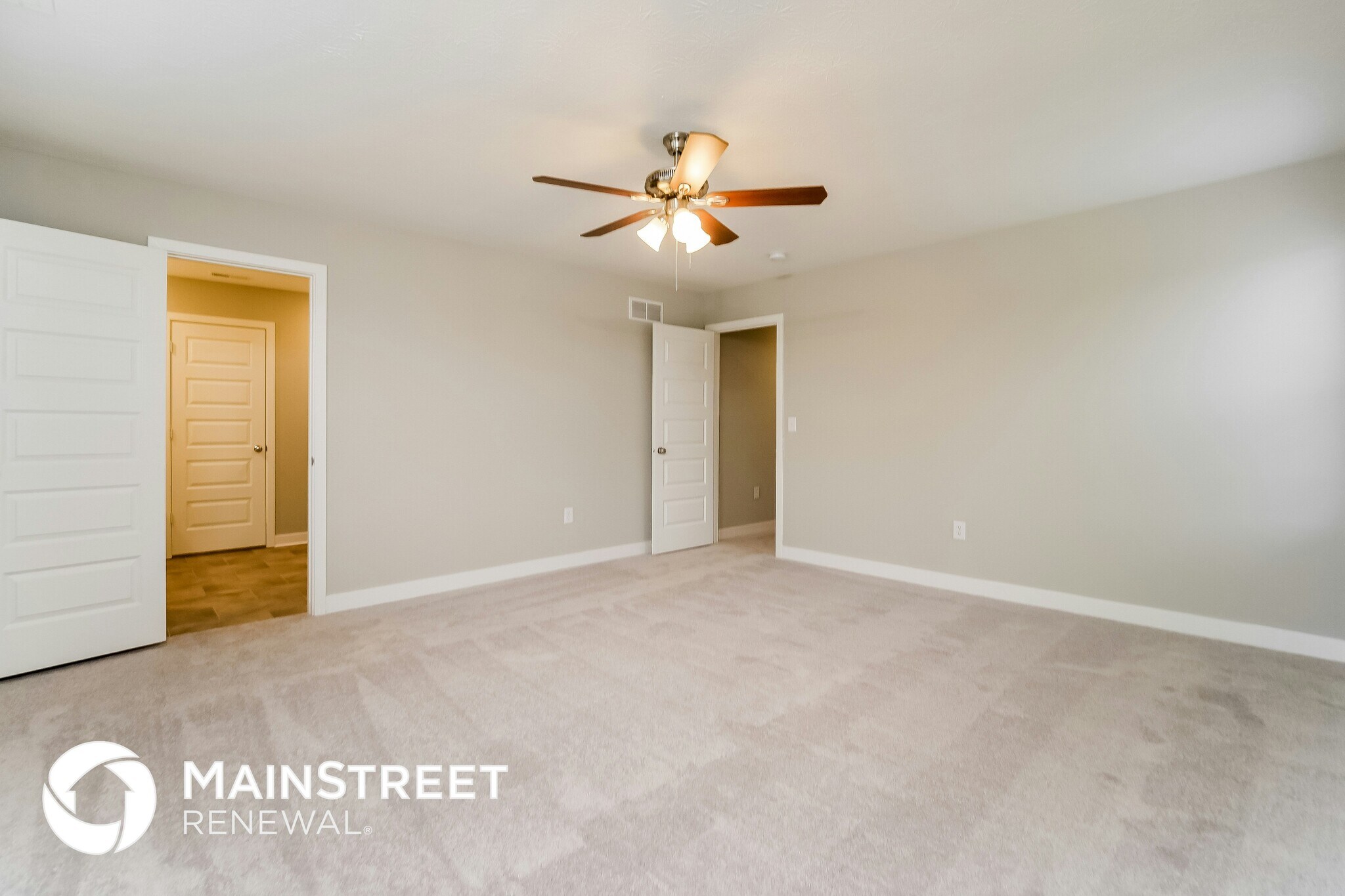 Building Photo - 9237 Larson Dr