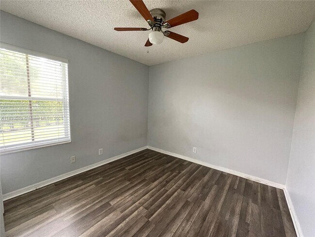 Building Photo - 1631 Orion Ln