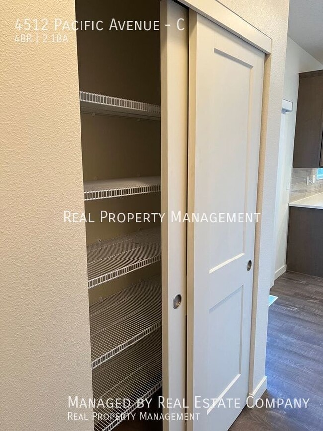 Building Photo - 4512 Pacific Ave