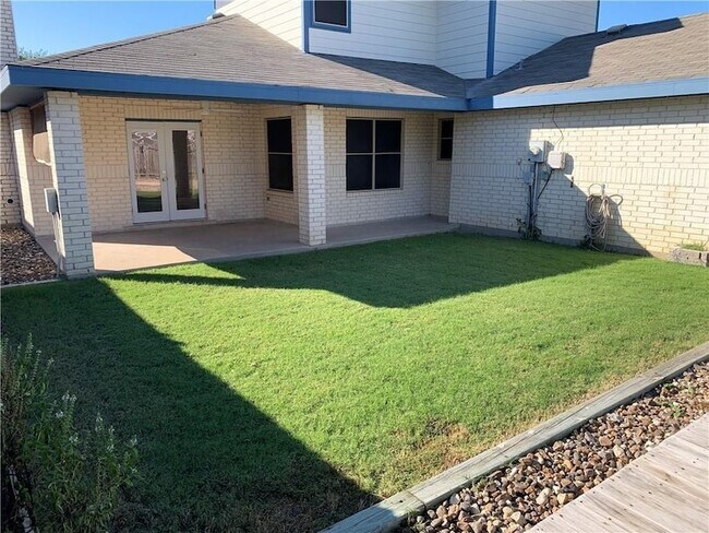 Building Photo - 15334 Barataria Dr
