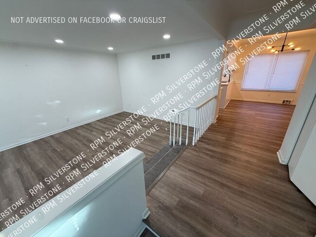 Building Photo - 5681 Skylite Ln