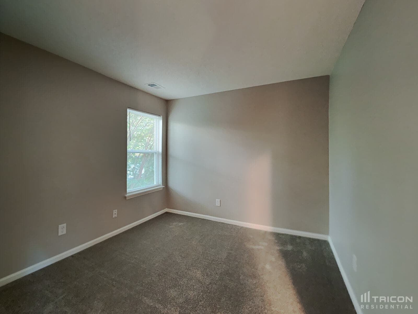 Building Photo - 13200 Lampmeade Ln