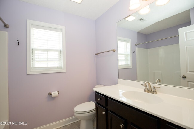 Building Photo - 111 Lightwater Dr