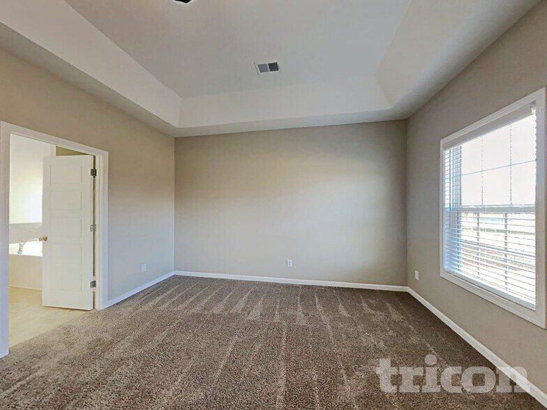 Building Photo - 815 Ellyson Dr