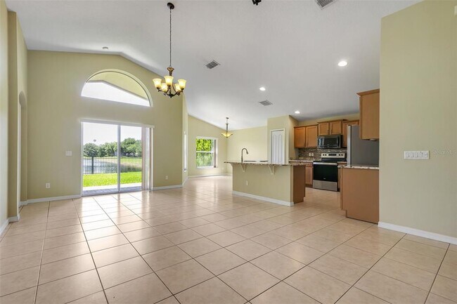 Building Photo - 12608 Iris Lake Dr