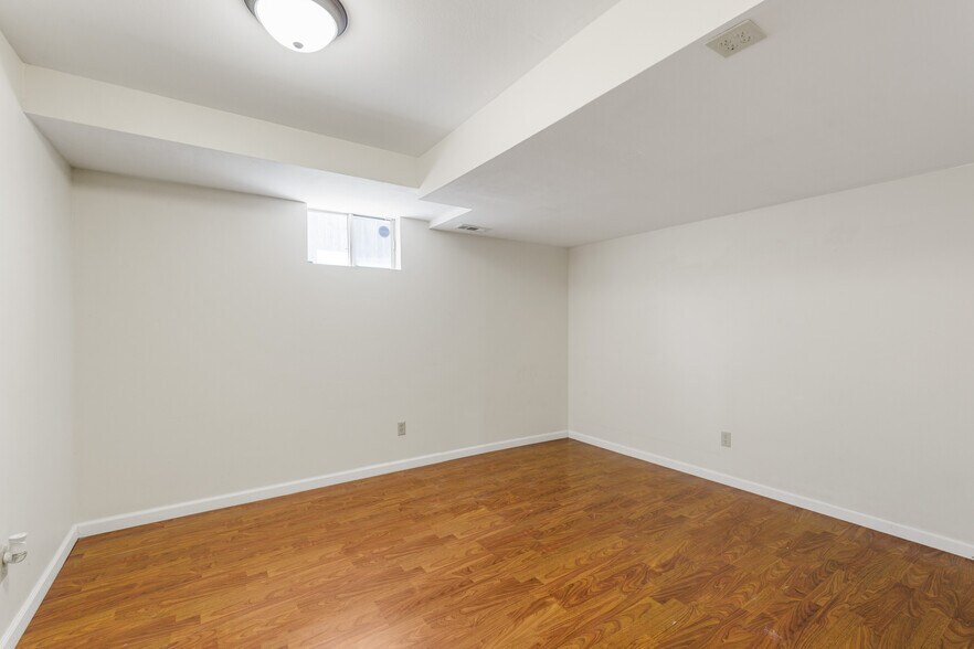 Building Photo - 4325 Horizonpoint Dr