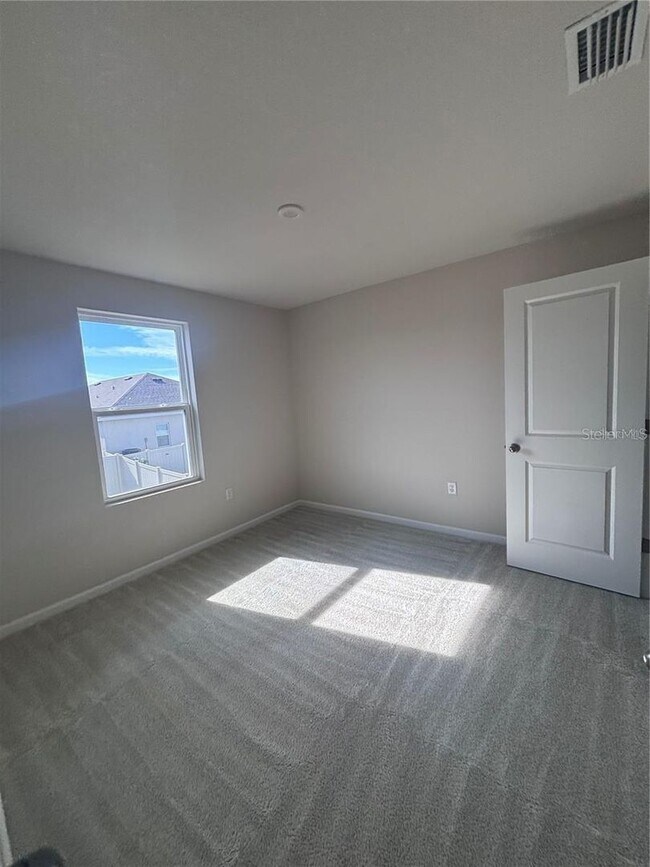 Building Photo - Haines City Home