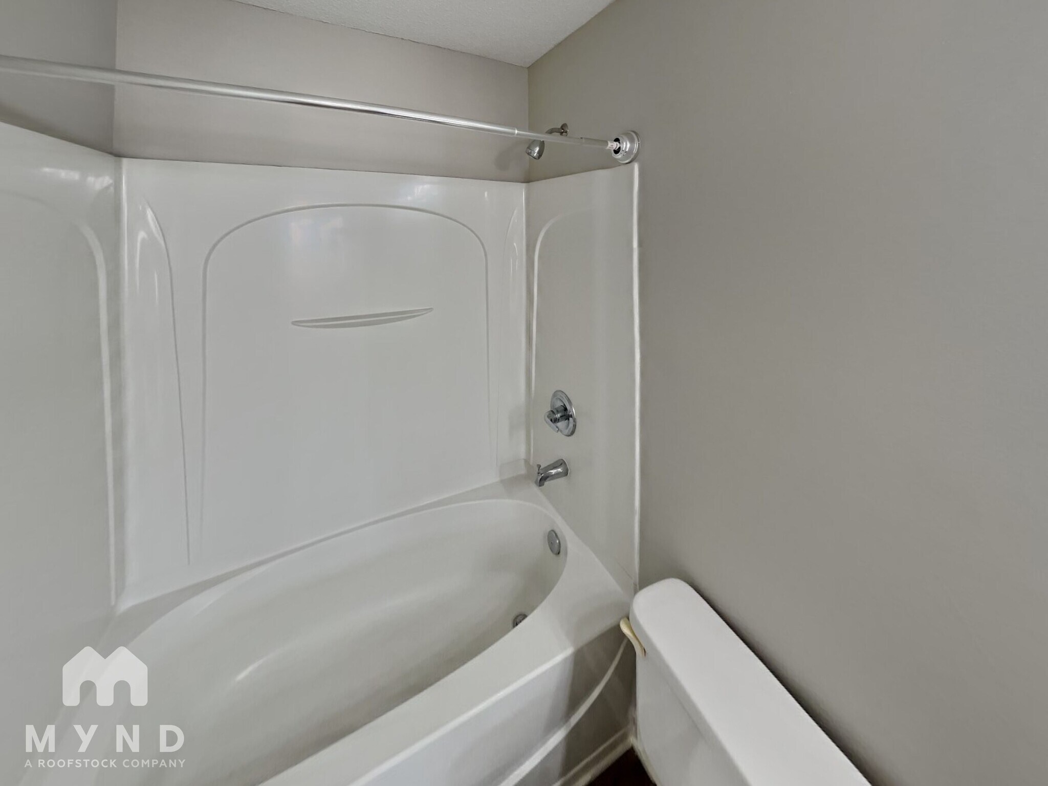 Building Photo - 4702 Mallard Creek Dr