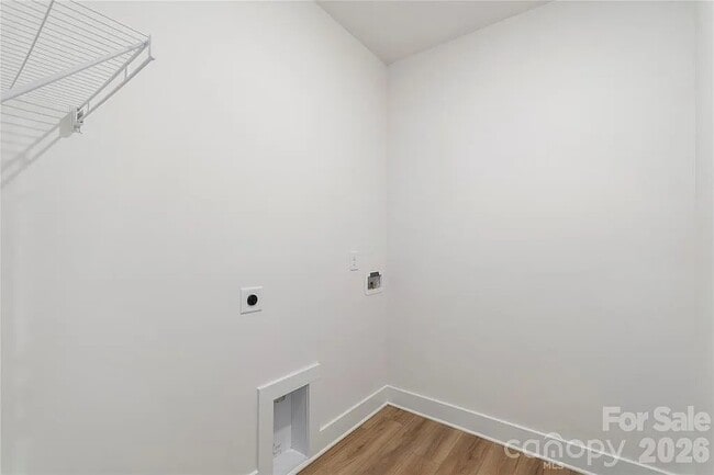 Building Photo - 5007 Nimes Rd