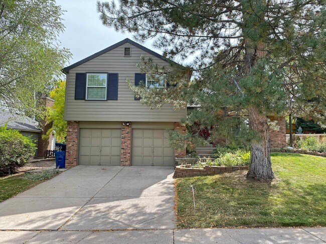 Primary Photo - 7446 S Hudson Way