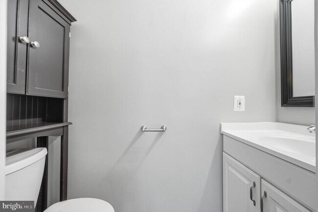 Building Photo - 12109 Wedgeway Ct