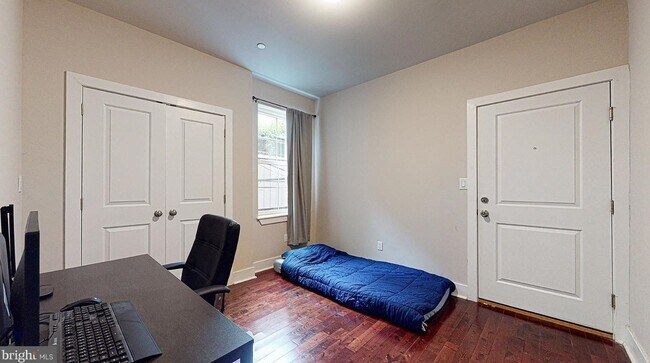 Building Photo - 46 South 44th Street, Unit 1