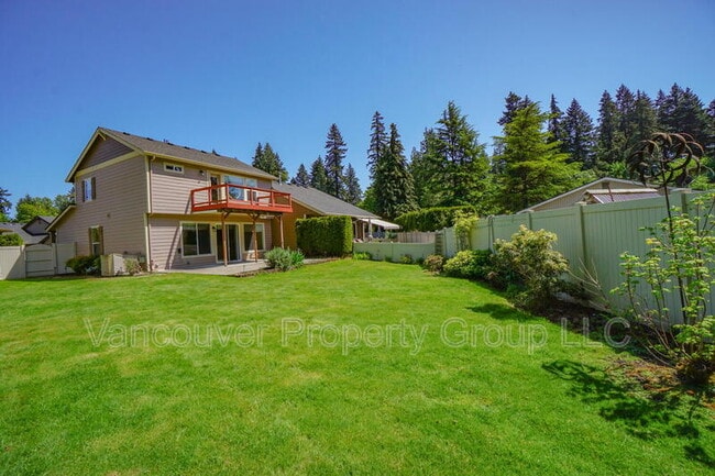 Building Photo - 2301 NE 125th Way