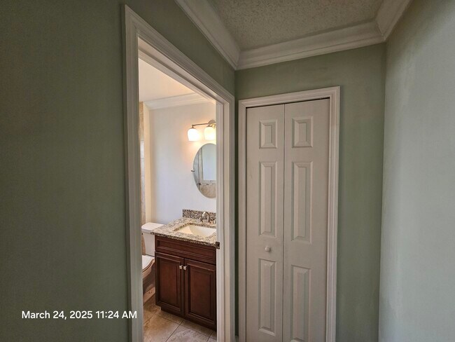 Building Photo - 4295 SE Brittney Cir