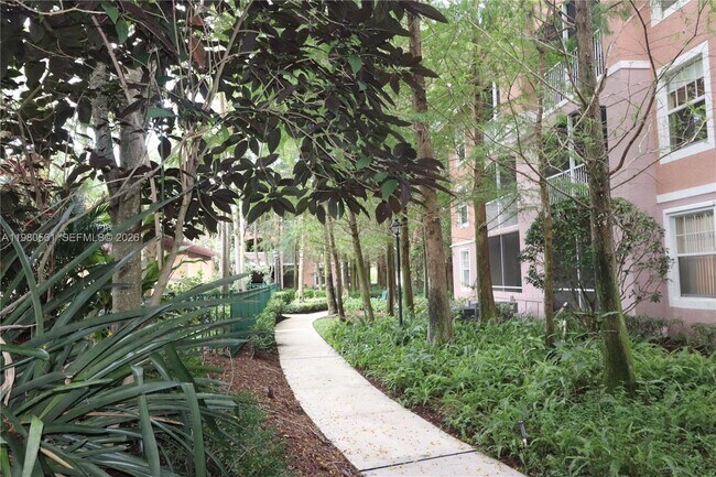 Building Photo - 6660 W Sample Rd