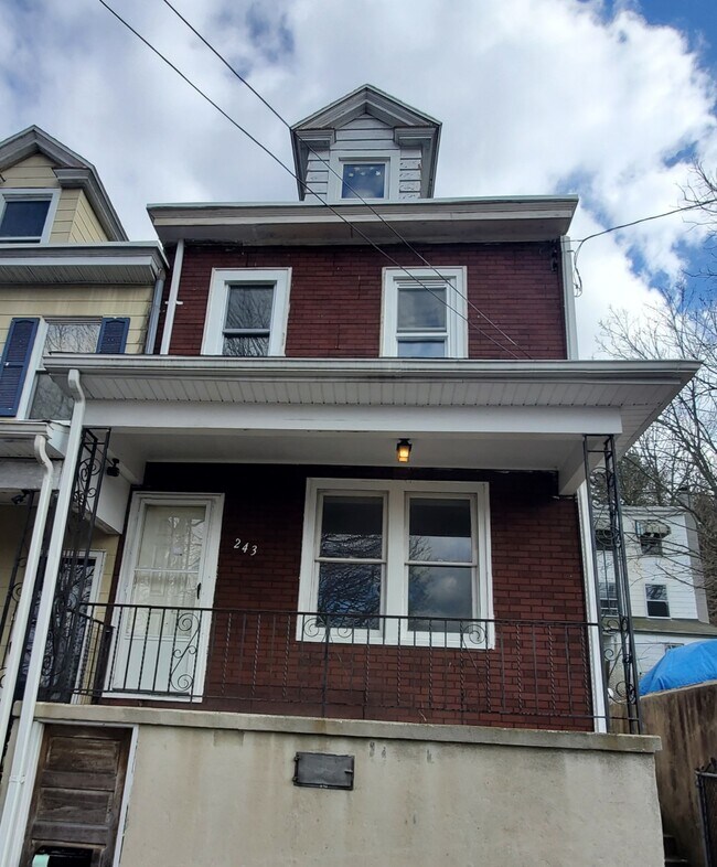 243 Union St 243 Union St Pottsville PA 17901 Apartment Finder