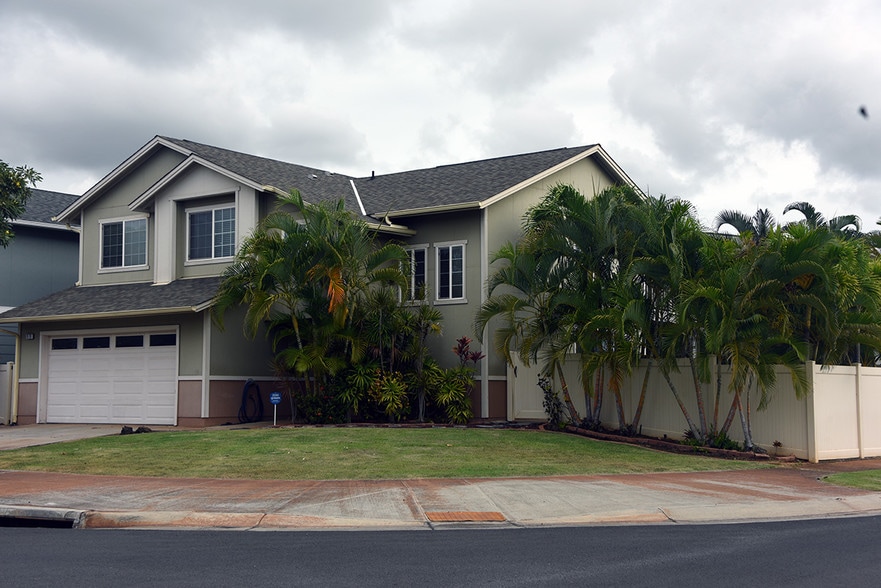 5,080 ft corner lot - 91-201 Ho'Oka'Ahea Pl