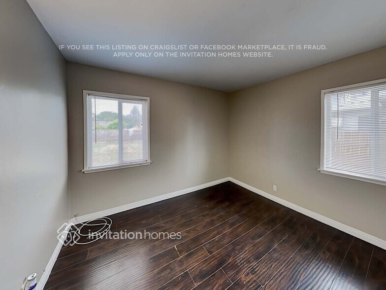 Building Photo - 2229 Wesleygrove Ave