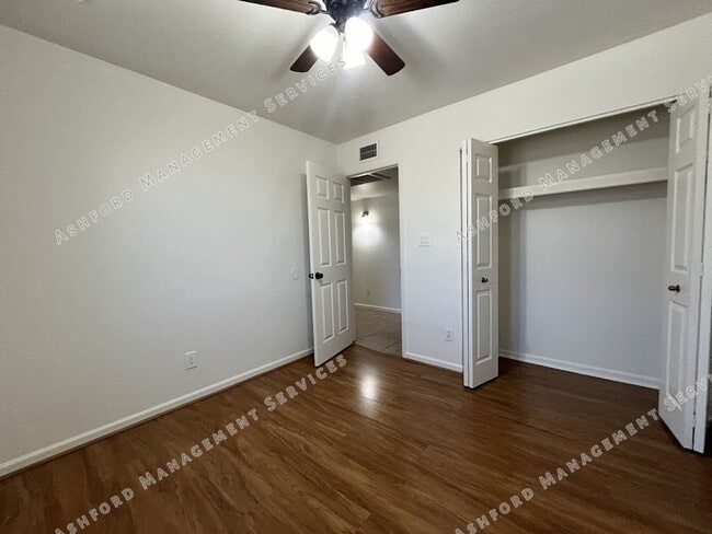 Building Photo - BEAUTIFUL 3 BEDROOM 2 BATHROOM HOME IN NORTH PHOENIX