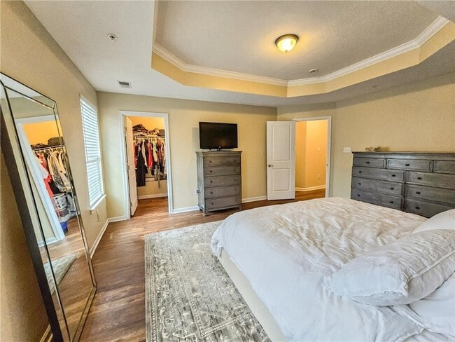 Building Photo - 813 Fairgate Drive