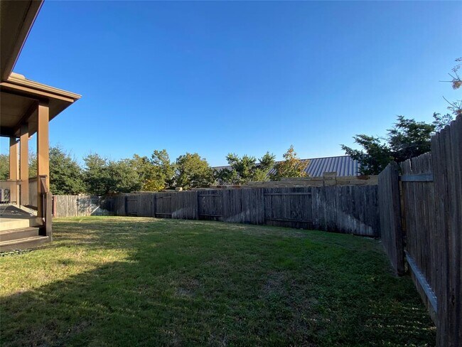 Building Photo - 2602 Lou Hollow Pl