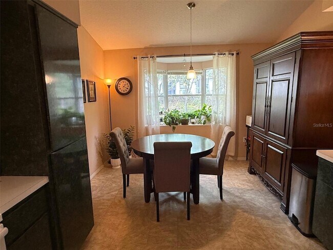 Building Photo - 4147 La Pasida Ln