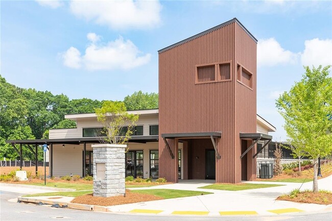 Building Photo - 1332 Breezy St SE