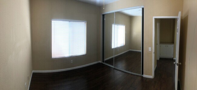 Building Photo - Beautiful 4 bedroom - 3 bathroom home in Corona