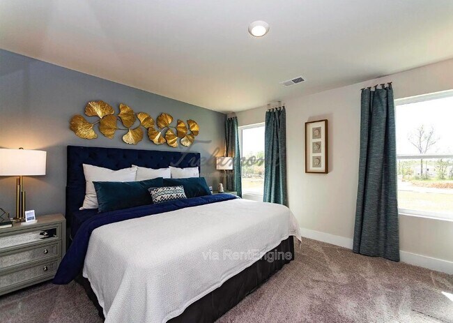 Building Photo - 429 Ellis Mill St