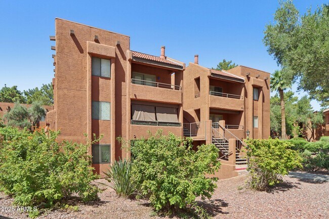 Building Photo - 4704 E Paradise Village Pkwy N
