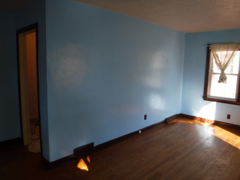 Building Photo - 1545 Atlantic St NE