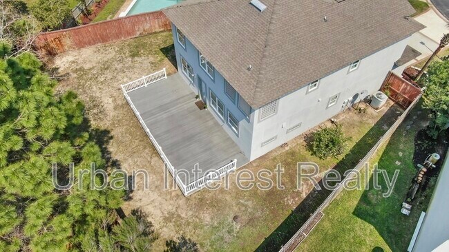 Building Photo - 166 Dominica Ct